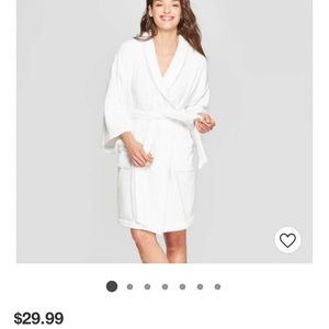 XL NWT White womens cozy robe